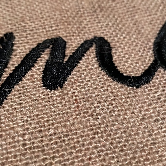 NWT Merry burlap table runner - Picture 2 of 3